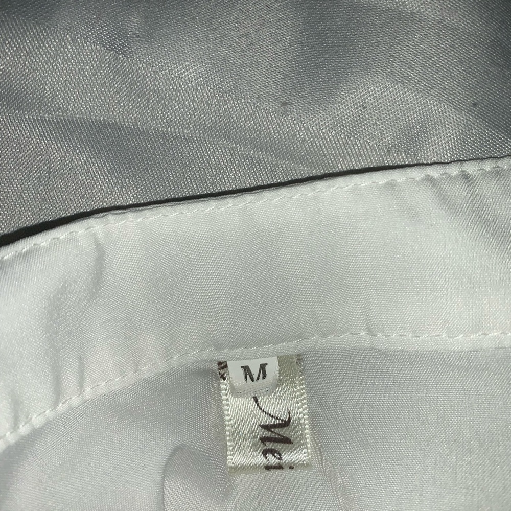 Size: M Color: White - Picture 3 of 3